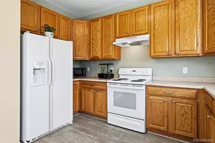 22182 E Belleview Pl, Aurora, CO 80015 - Photo 18