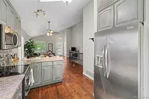 2200 S Eldridge Ct, Lakewood, CO 80228 - Photo 6