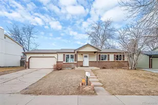 3713 S Pitkin Cir, Aurora, CO 80013 - Photo 30