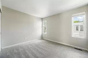 1050 S Monaco Parkway, Denver, CO 80224 - Photo 16