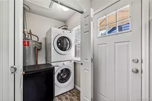1173 Chester St, Aurora, CO 80010 - Photo 8