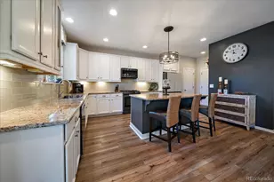 7045 S Robertsdale Way, Aurora, CO 80016 - Photo 14