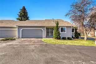 2824 S Heather Gardens Way, Aurora, CO 80014 - Photo 1