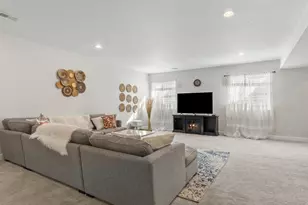 3610 Gold Bug St, Aurora, CO 80019 - Photo 28