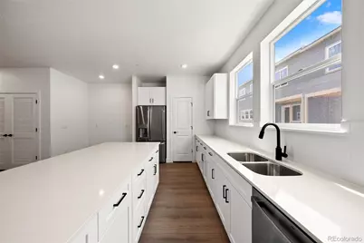 2906 W 56th Avenue, Denver, CO 80221 - Photo 10