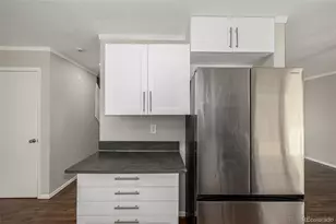 15885 E Kepner Dr, Aurora, CO 80017 - Photo 18