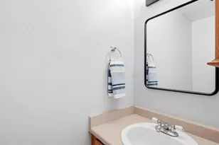 339 Ivory Cir, Aurora, CO 80011 - Photo 22