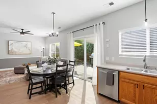 339 Ivory Cir, Aurora, CO 80011 - Photo 16
