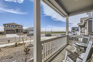 27425 E Byers Pl, Aurora, CO 80018 - Photo 4