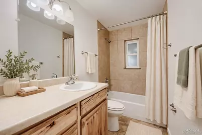 711 Troy Court, Aurora, CO 80011 - Photo 12