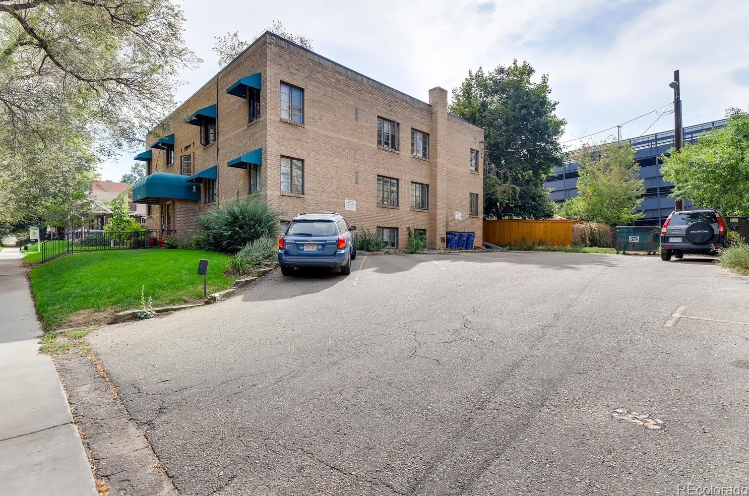 1605 St Paul St #4, Denver, CO 80206