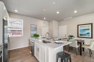 10055 Scranton Ct, Commerce City, CO 80022 - Photo 12