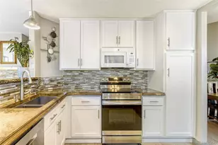 9836 Bathurst Way, Highlands Ranch, CO 80130 - Photo 12