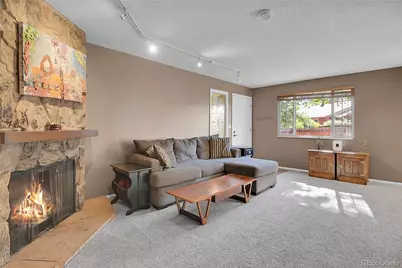 7196 W Portland Avenue, Littleton, CO 80128 - Photo 6