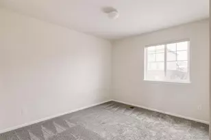 25206 E Lake Dr, Aurora, CO 80016 - Photo 16