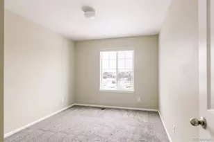 25206 E Lake Dr, Aurora, CO 80016 - Photo 18