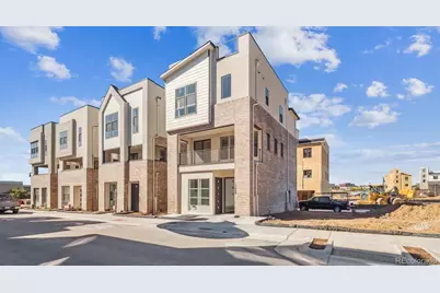 11466 E Briarwood Circle, Centennial, CO 80112 - Photo 2