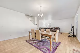 6070 N Gibralter Ct, Aurora, CO 80019 - Photo 6