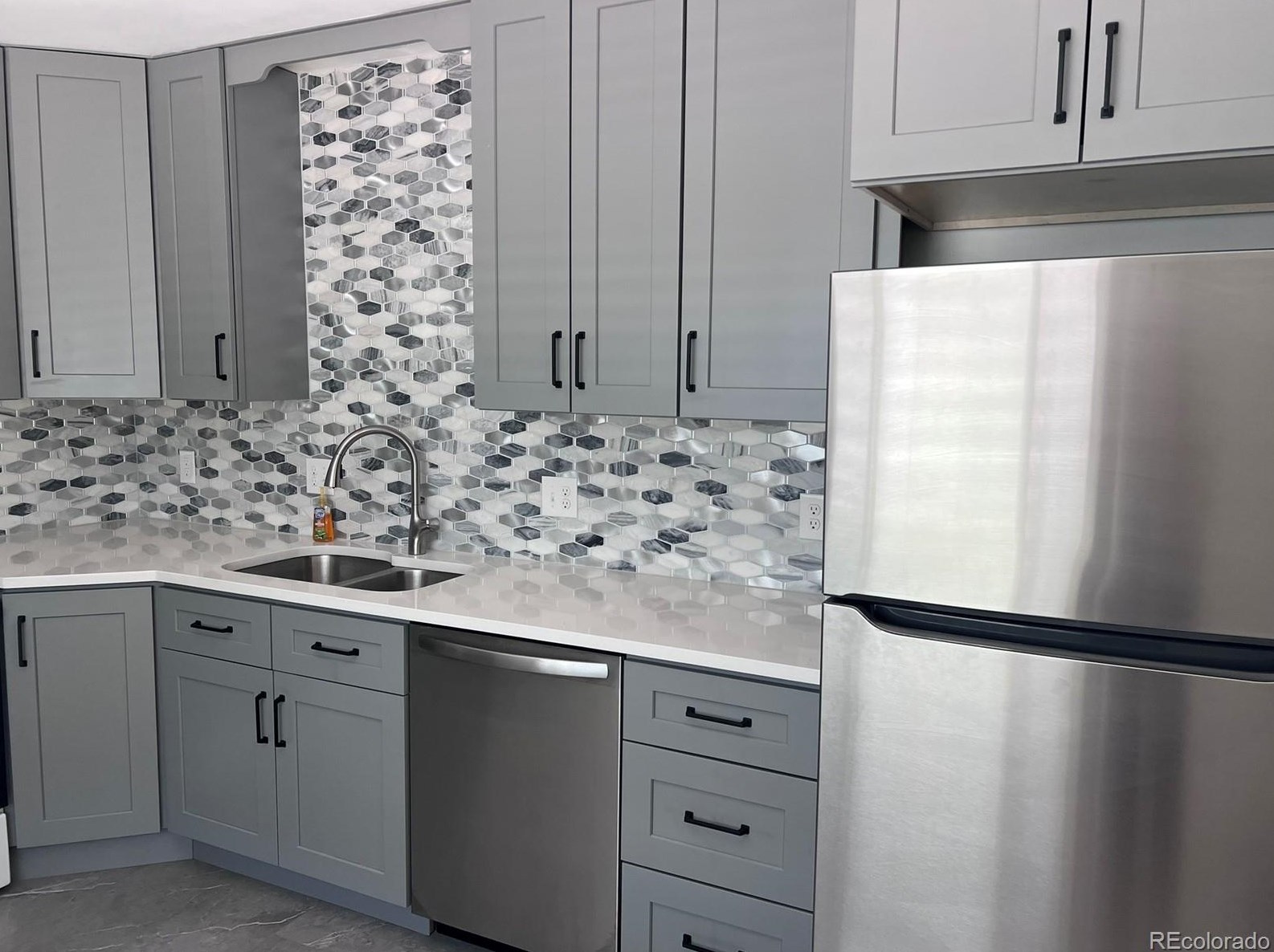 2052 Clarkson St, Denver CO  80205-5117 exterior