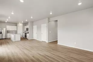 4631 Sunsplash Wy, Johnstown, CO 80534 - Photo 6