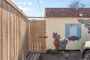 985 Xavier St, Denver, CO 80204 - Photo 32