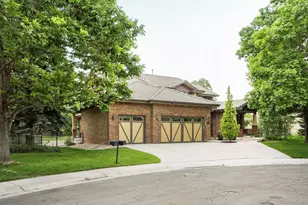 4794 W Hinsdale Ct, Littleton, CO 80128 - Photo 2