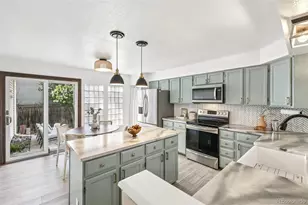 9237 W Nichols Pl, Littleton, CO 80128 - Photo 12