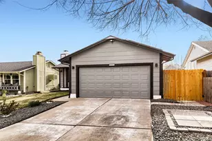 4212 S Laredo Way, Aurora, CO 80013 - Photo 2