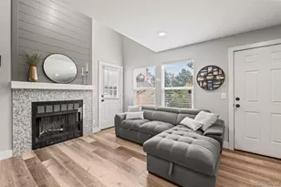 932 S Dearborn Way, Aurora, CO 80012 - Photo 4