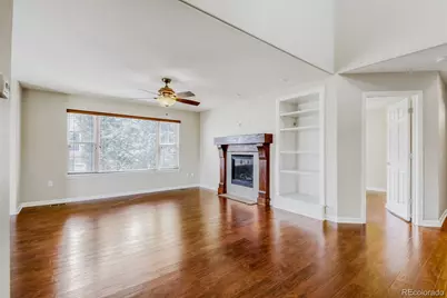 7621 S Quatar Way, Aurora, CO 80016 - Photo 4