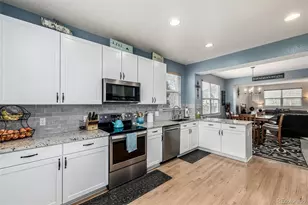 1305 S Biloxi Ct, Aurora, CO 80018 - Photo 6