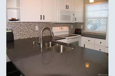 2181 Sunridge Circle, Broomfield, CO 80020 - Photo 2