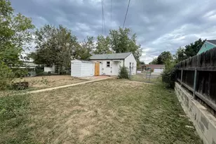 1735 S Vallejo St, Denver, CO 80223 - Photo 16