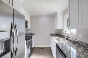 8356 Mitze Dr, Denver, CO 80221 - Photo 6
