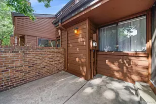 2685 S Dayton Way, Denver, CO 80231 - Photo 30