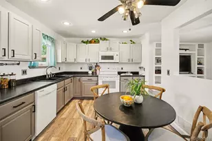 10621 Oak St, Westminster, CO 80021 - Photo 8