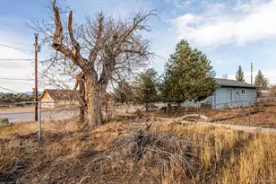 218 E Grand St, Walsenburg, CO 81089 - Photo 8