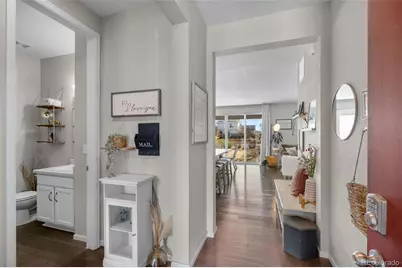 240 S Langdale Court, Aurora, CO 80018 - Photo 2