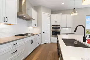 687 Easton Ct, Castle Rock, CO 80104 - Photo 14