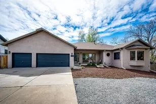 404 E Lake Pl, Centennial, CO 80121 - Photo 2