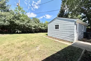 3201 S Hollyy St, Denver, CO 80222 - Photo 18