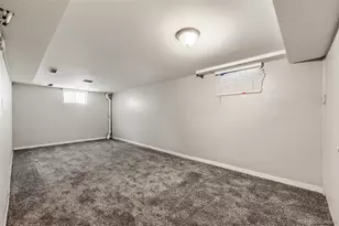 3201 S Hollyy St, Denver, CO 80222 - Photo 14