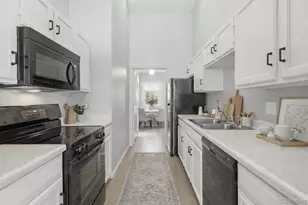 4634 S Fraser Ct, Aurora, CO 80015 - Photo 2