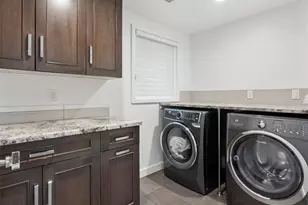 301 S Vine St, Denver, CO 80209 - Photo 28