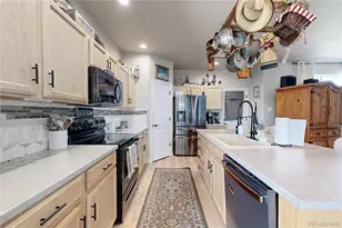 1002 Maplebrook Dr, Windsor, CO 80550 - Photo 14