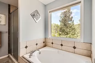 557 Highpoint Cir, Black Hawk, CO 80422 - Photo 14