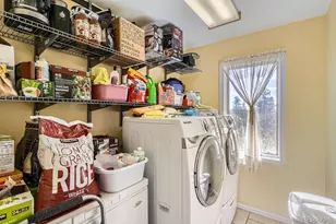 557 Highpoint Cir, Black Hawk, CO 80422 - Photo 20