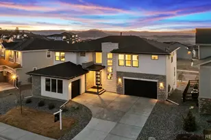 5423 Brotherton Ct, Castle Rock, CO 80104 - Photo 2