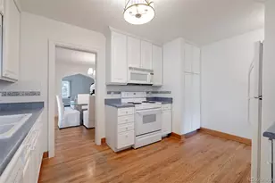 4524 Montview Blvd, Denver, CO 80207 - Photo 16