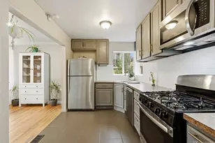 3235 E 29th Ave, Denver, CO 80205 - Photo 8